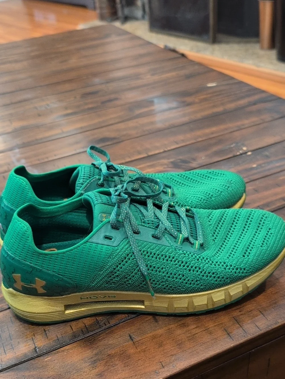 Under Armour Notre Dame HOVR Sonic Sneakers Bluetooth Enabled